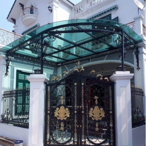 Cửa cổng sắt, mái kính CSMK02